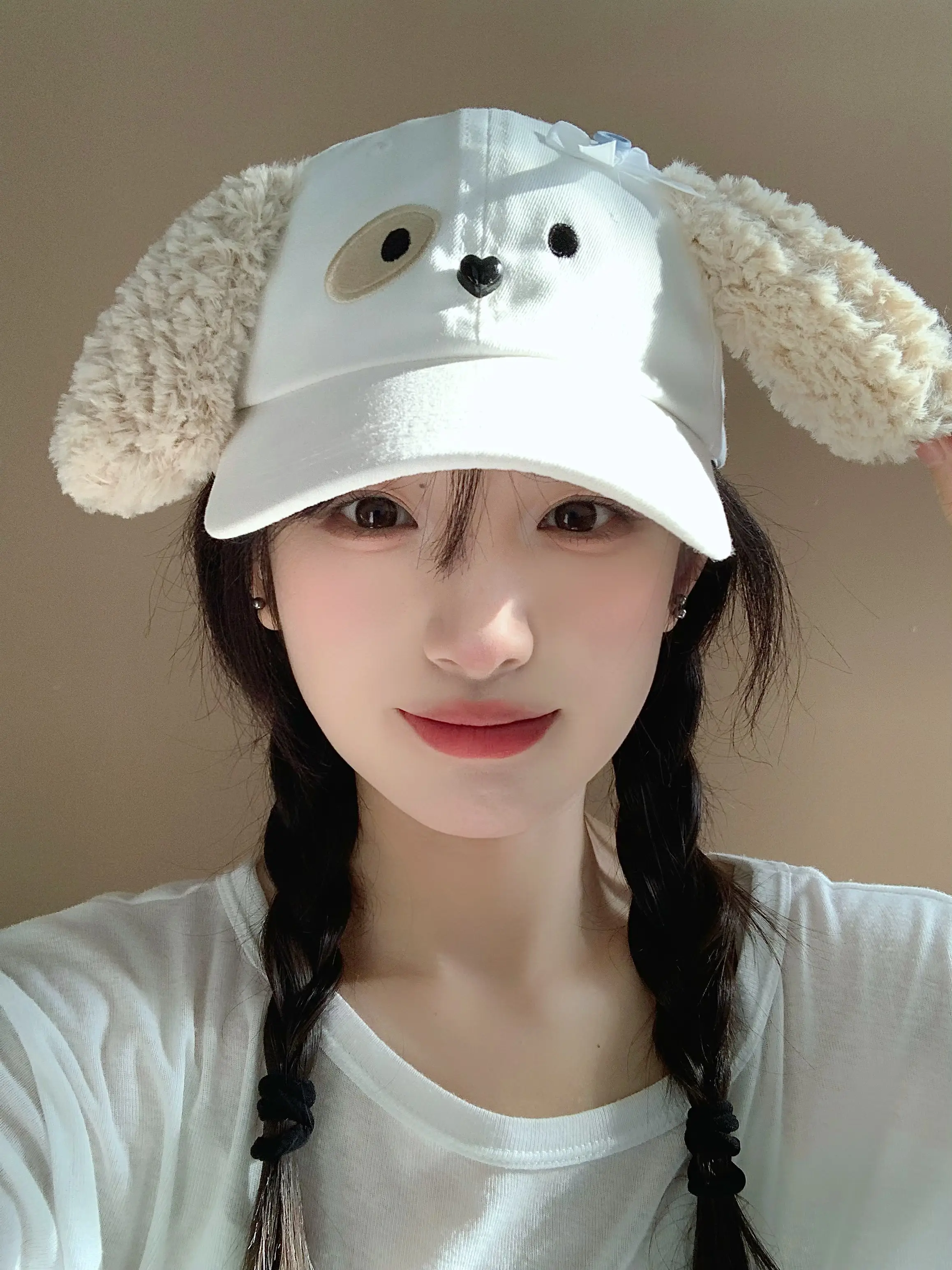 White Plush Bow Cap with Face-Showing Design for Women — feature 4