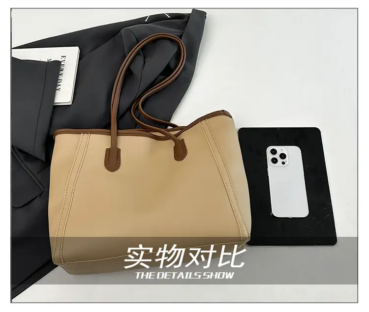 Korean Style Cream Shoulder Bag with Cute Charm — feature 7