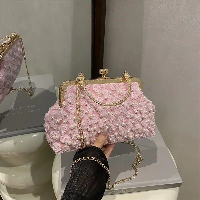 2025 Summer White Pearl Clip Shoulder Bag - Image 3
