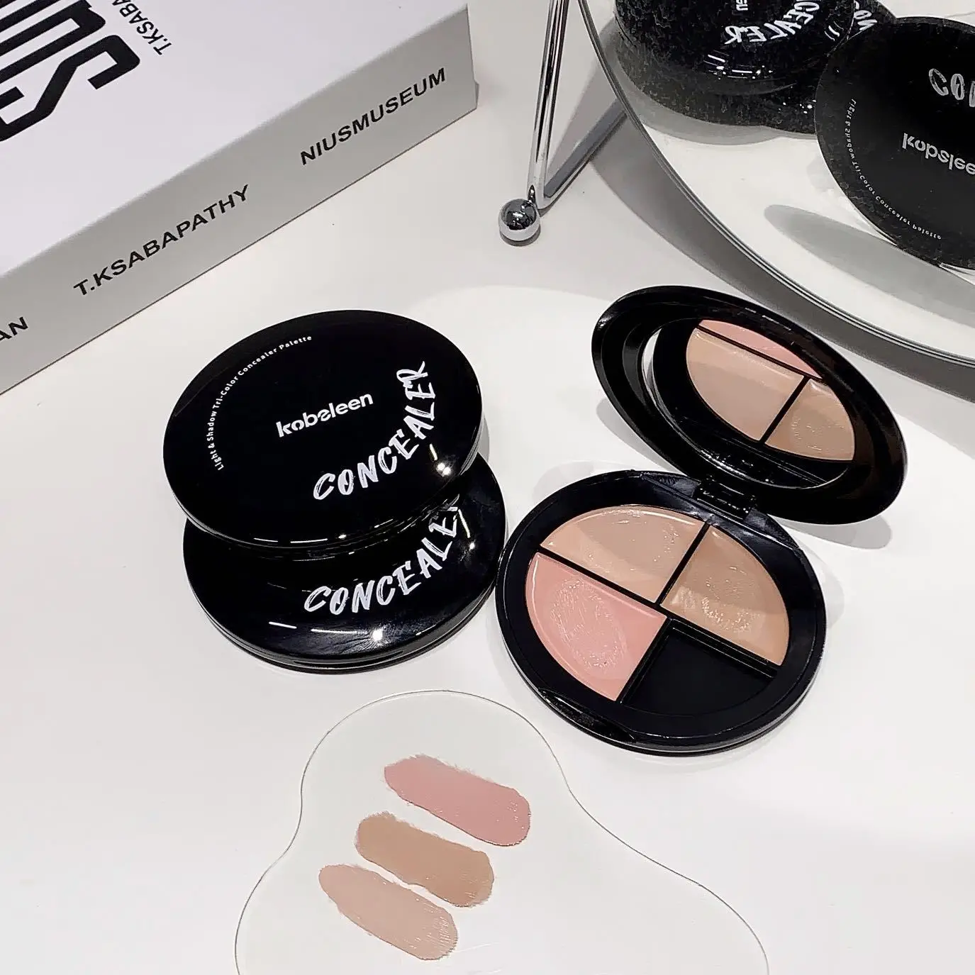 Three-Color Concealer Palette for Acne & Dark Circles — feature 19