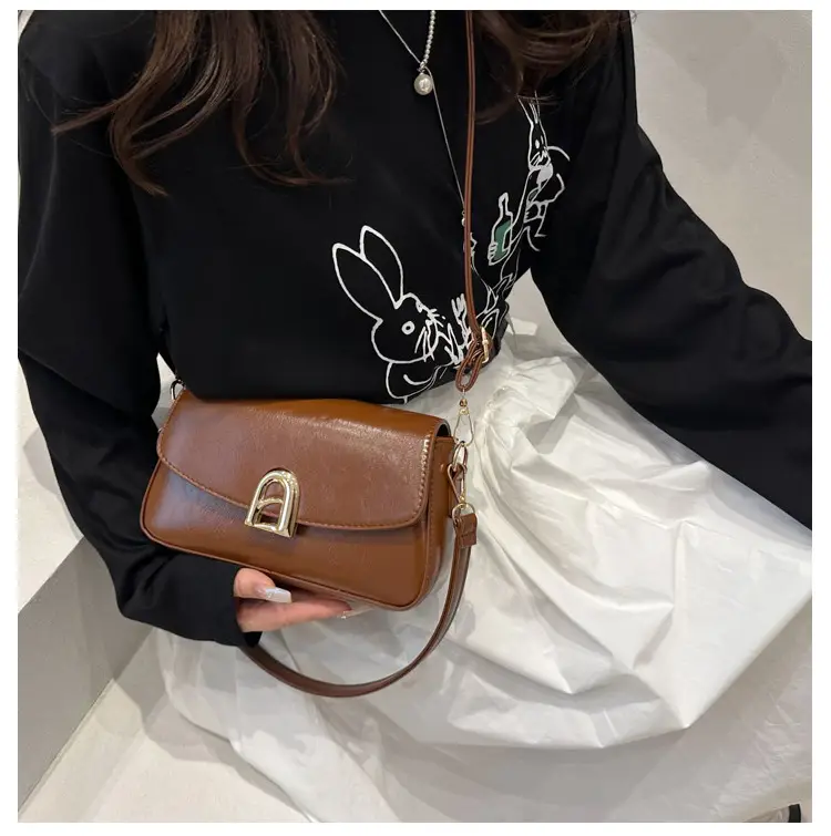 2026 Women's Brown Leather Shoulder Crossbody Bag with Gold Clasp — feature 12