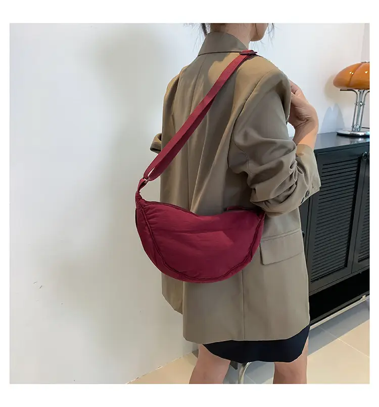 Nylon Crossbody Bag Women Lightweight Casual Shoulder Bag — feature 18
