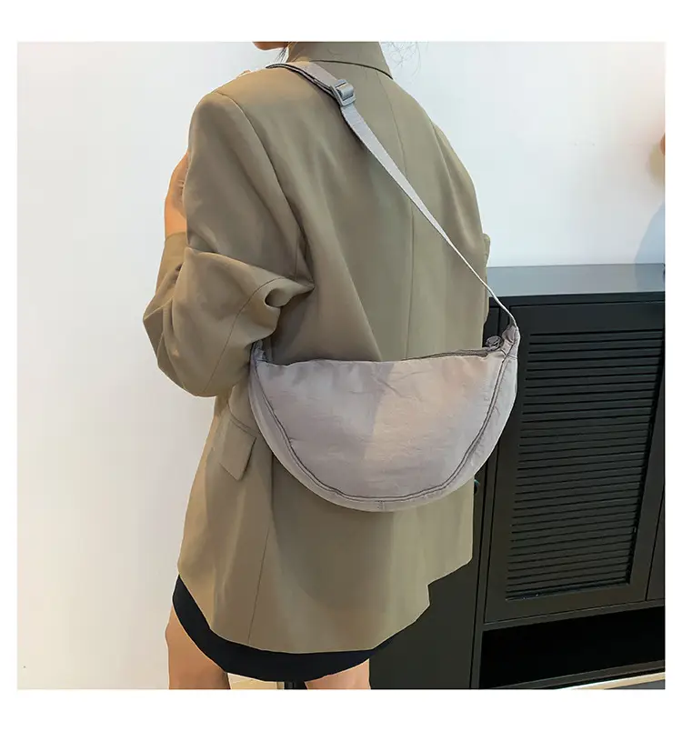 Nylon Crossbody Bag Women Lightweight Casual Shoulder Bag — feature 19