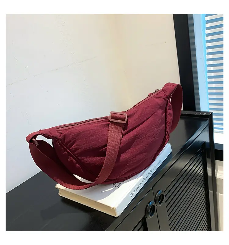 Nylon Crossbody Bag Women Lightweight Casual Shoulder Bag — feature 23