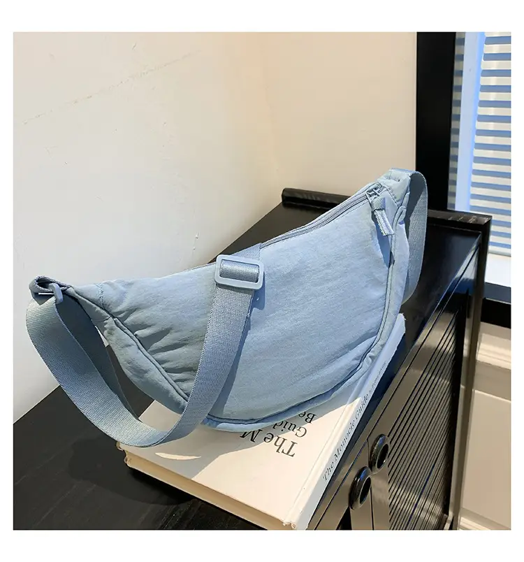 Nylon Crossbody Bag Women Lightweight Casual Shoulder Bag — feature 25