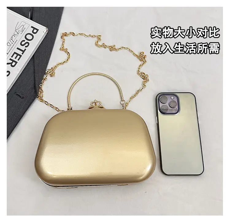 Red Mirror PU Handbag for Women 2025 — feature 6