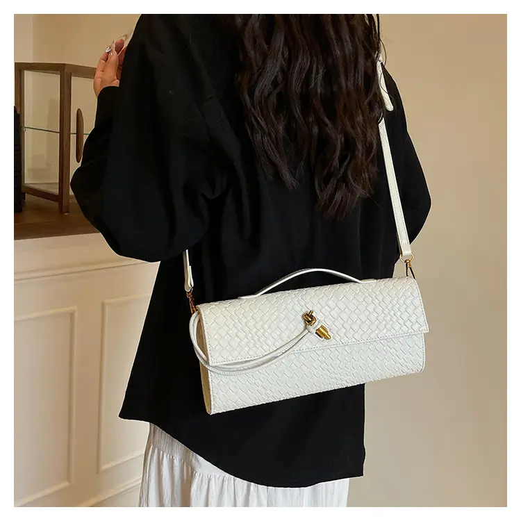 Green Woven Crossbody Bag for Women 2026 — feature 16