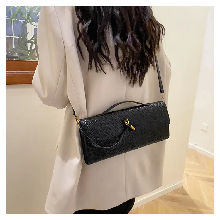 Green Woven Crossbody Bag for Women 2026 — feature 18