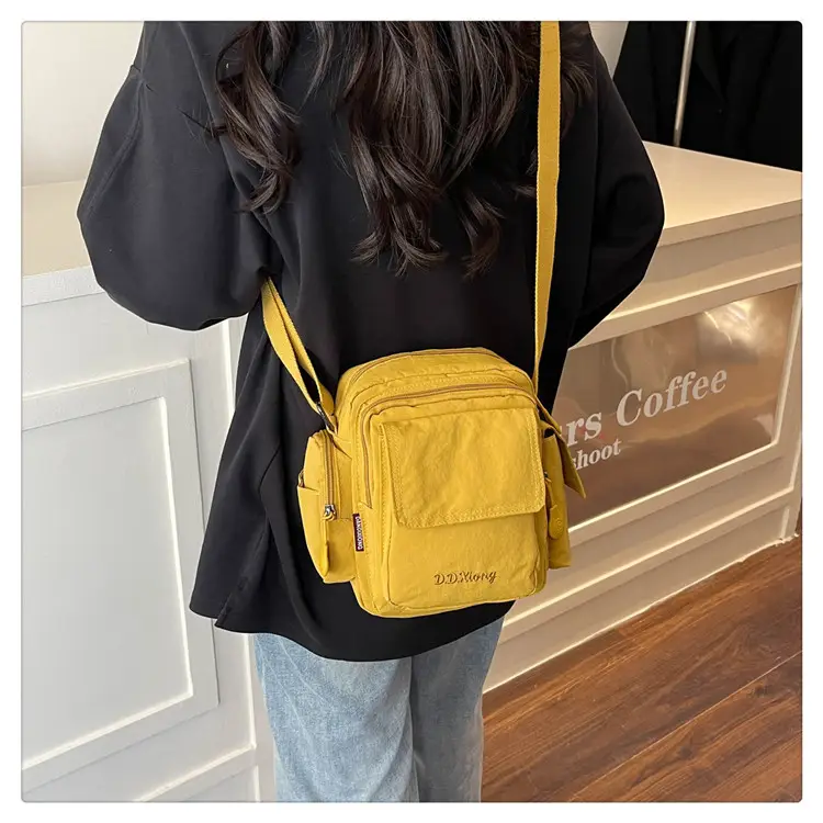 Women's 2026 Large Crossbody Bag with Multiple Pockets — feature 18