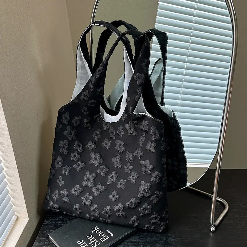Pink Floral Shoulder Bag for Women Summer Carry - Image 5