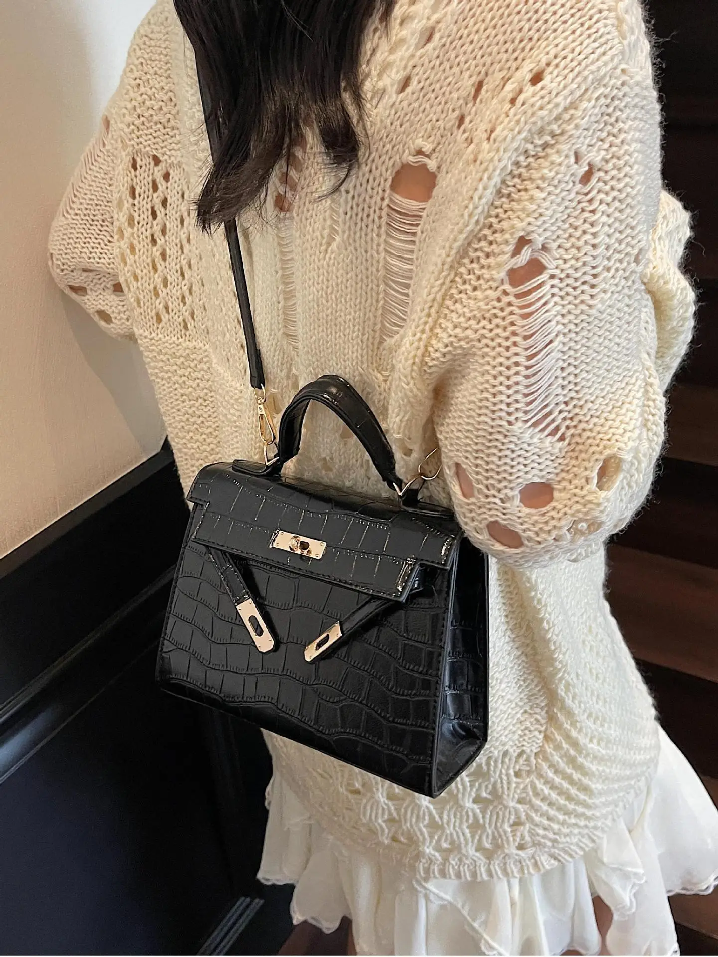 Black Croc Leather Handbag Set for Women 2025 - Image 9