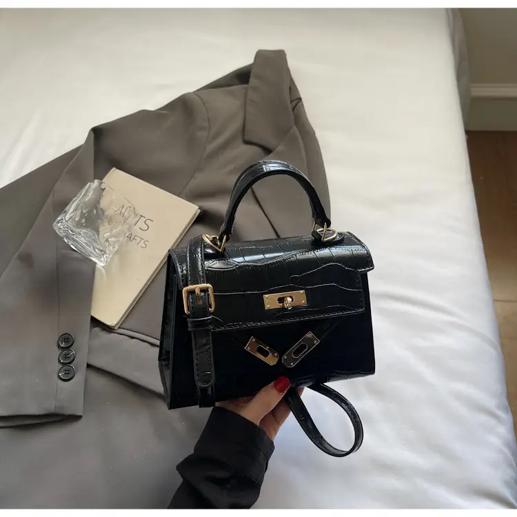 Black Croc Leather Handbag Set for Women 2025 — feature 19