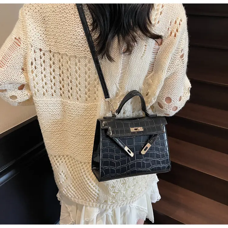 Black Croc Leather Handbag Set for Women 2025 — feature 32