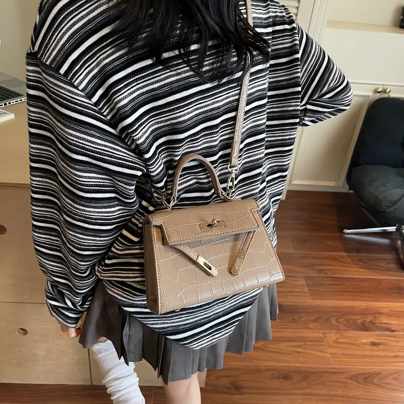 Black Croc Leather Handbag Set for Women 2025 - Image 3