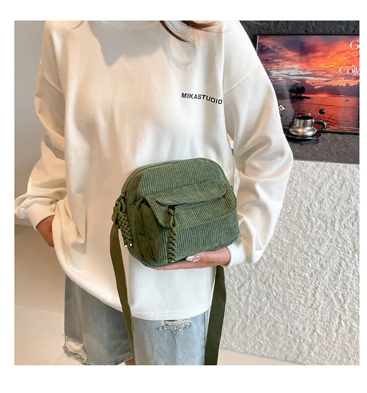 Green Knitted Shoulder Bag for Girls 2025 — feature 10