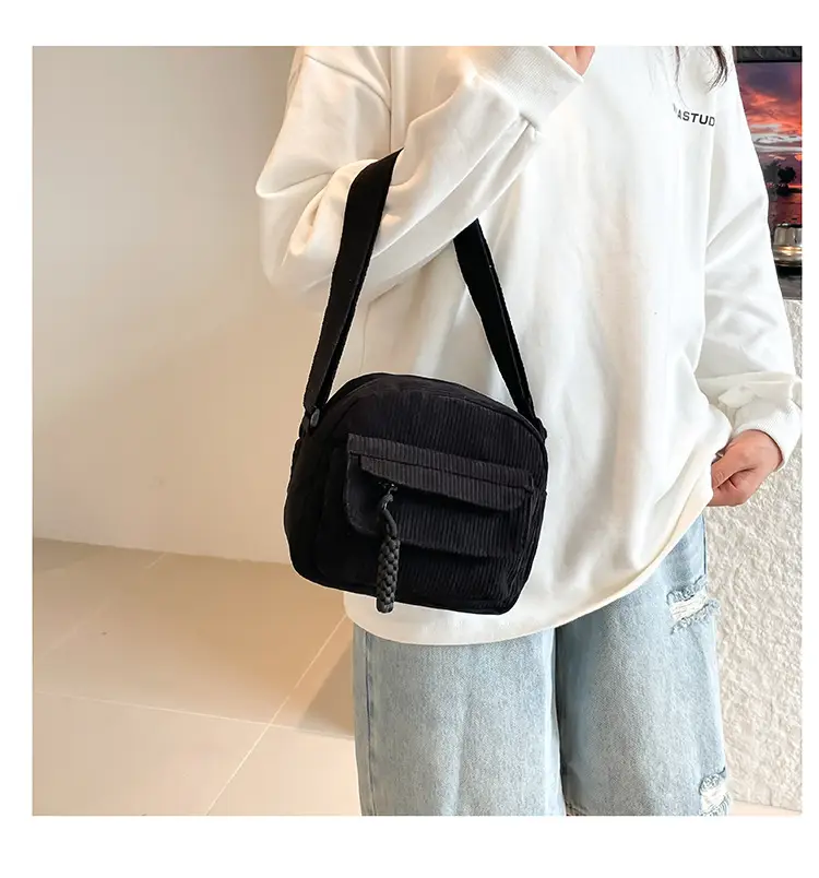 Green Knitted Shoulder Bag for Girls 2025 — feature 12