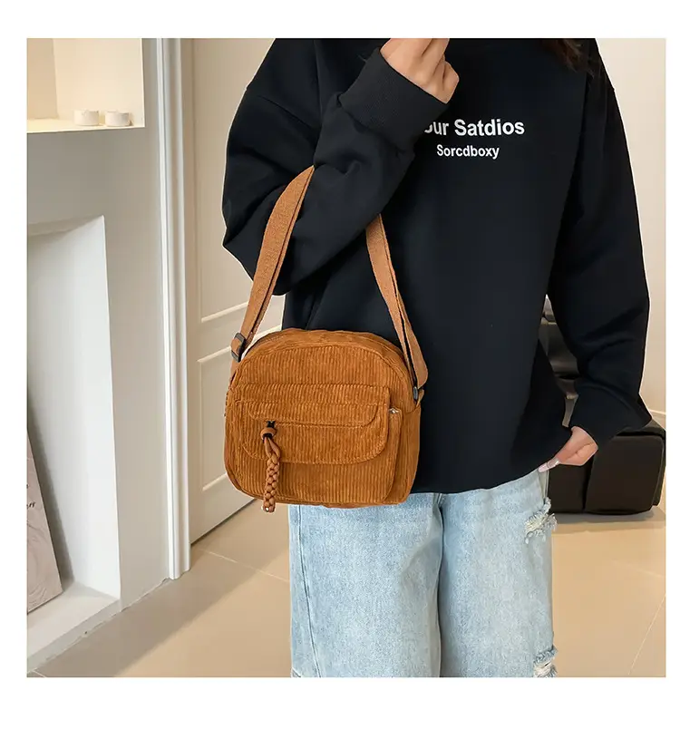 Green Knitted Shoulder Bag for Girls 2025 — feature 18