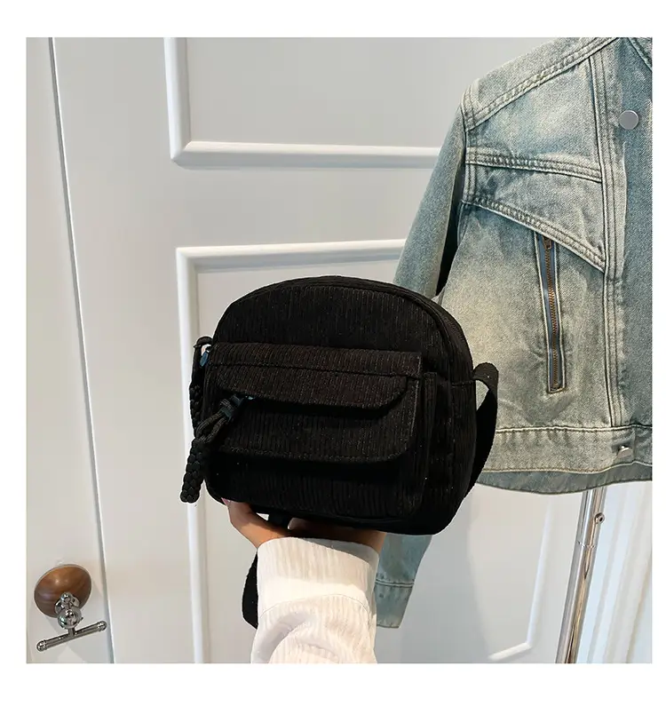 Green Knitted Shoulder Bag for Girls 2025 — feature 24
