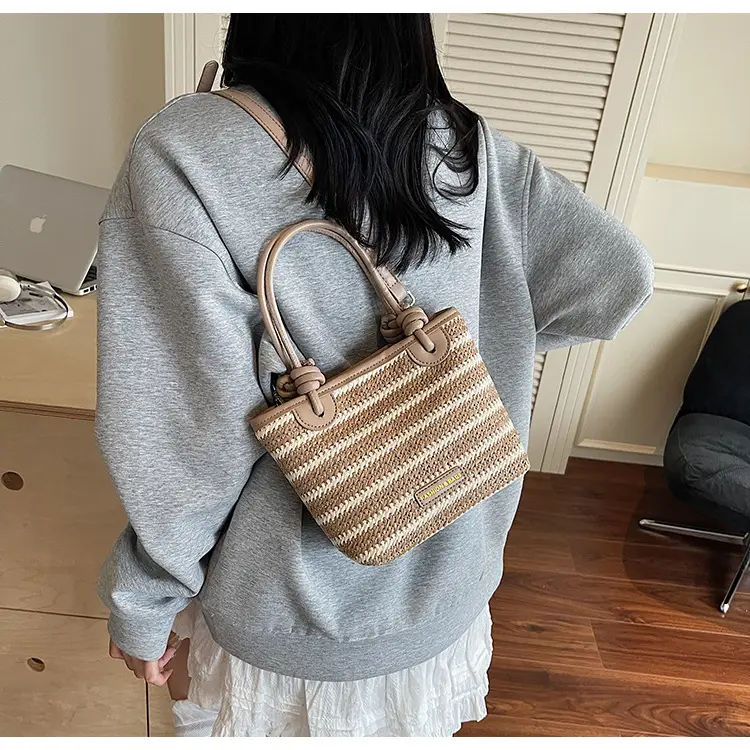 Women Woven Straw Shoulder Bag 2025 New Summer — feature 17