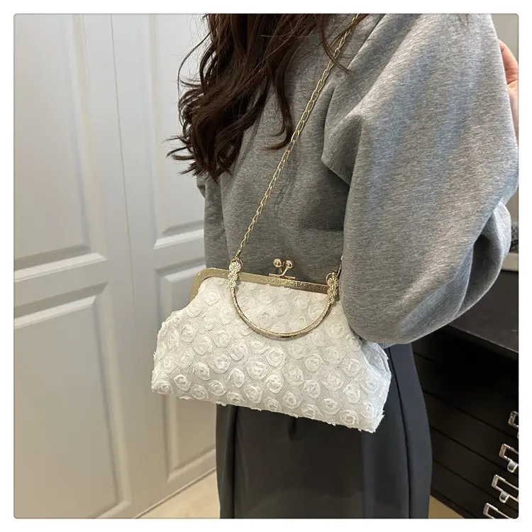 Black Pearl Chain Shoulder Bag for Women — feature 21