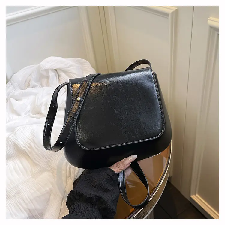 Retro Maillard Saddle Bag Chestnut Large Capacity — feature 21