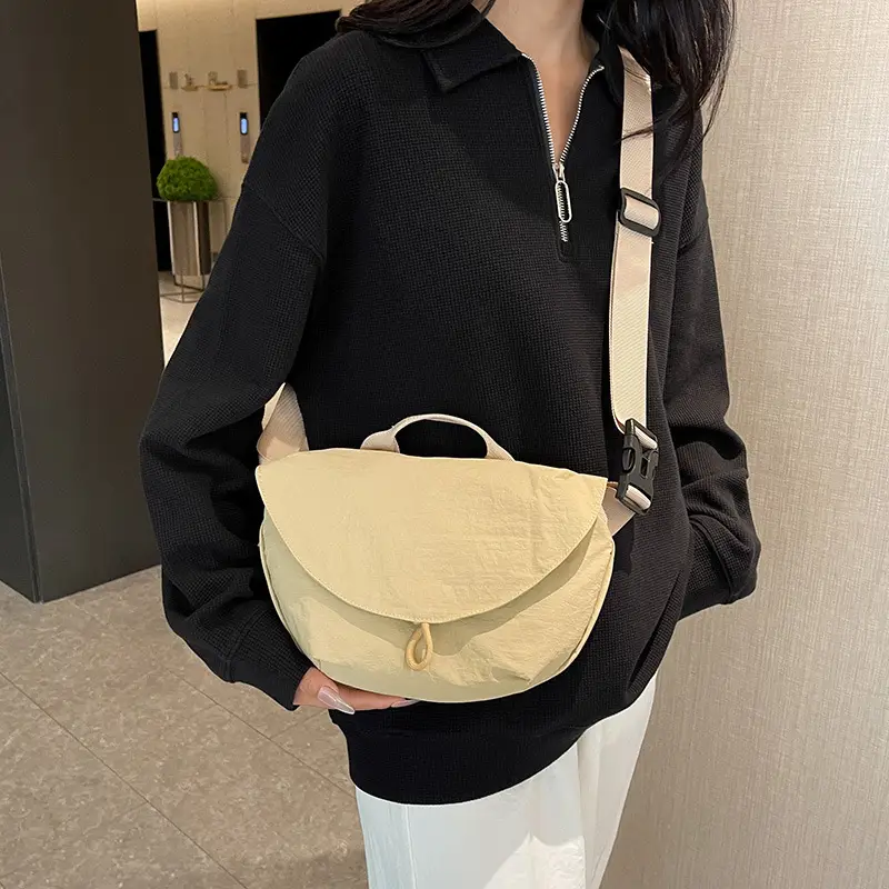 Black Japanese Style Crossbody Bag for Women — feature 18