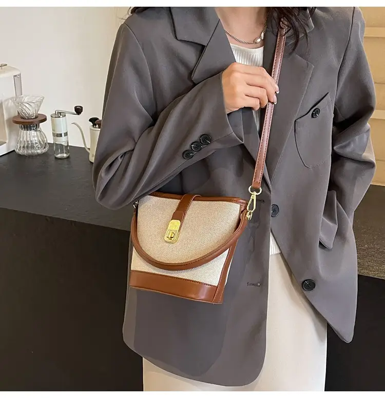 Women Crossbody Bag Contrasting Color 2025 Fashion — feature 17