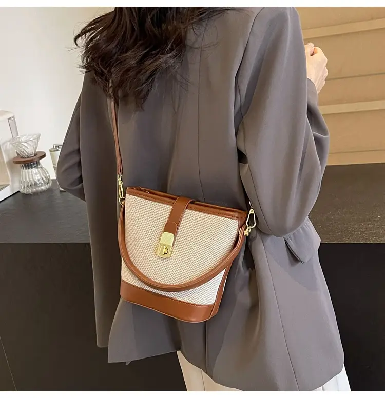 Women Crossbody Bag Contrasting Color 2025 Fashion — feature 19