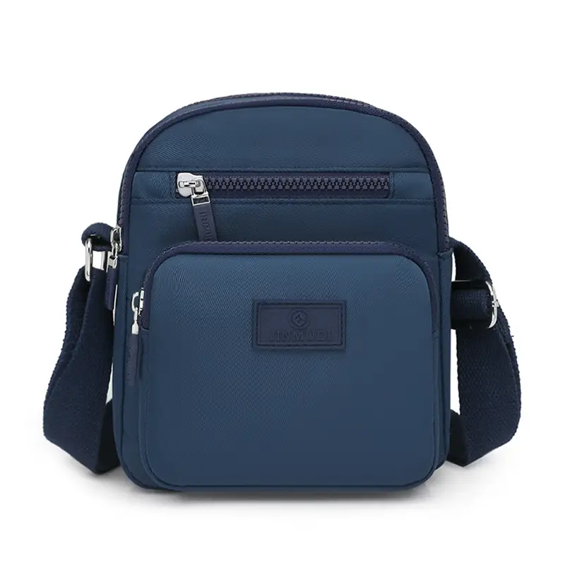 2026 Red Shoulder Bag for Middle-Aged Moms with Large Capacity - Image 4