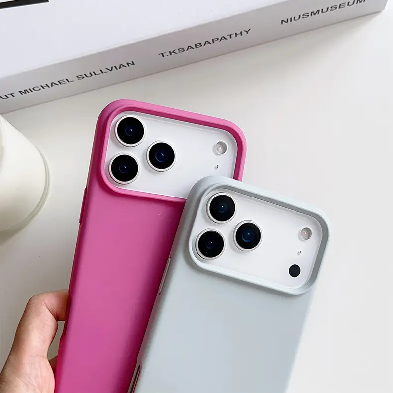 Apple iPhone 17 Pro Max Magnetic Phone Case Purple Silicone — feature 7