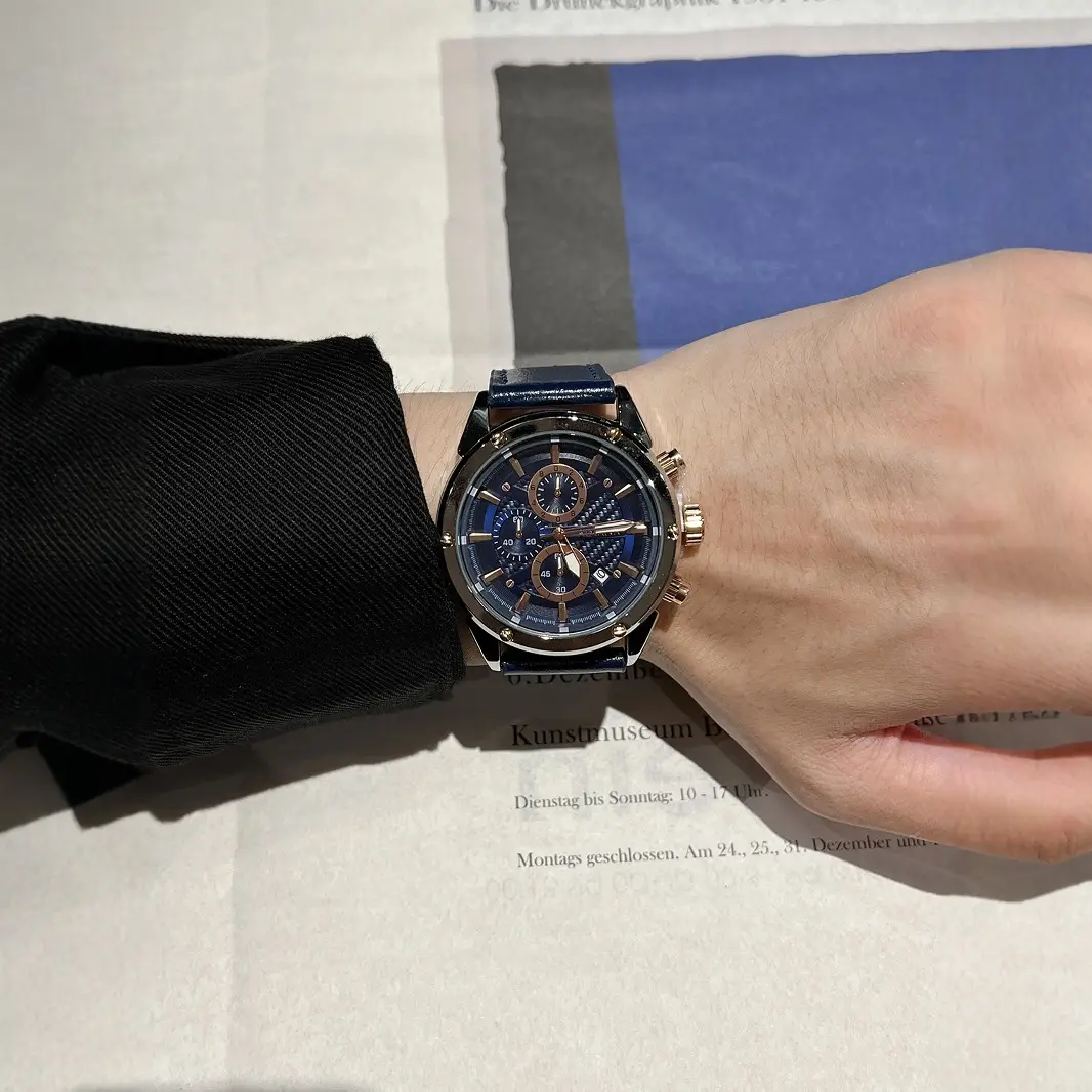 Men's Luminous Quartz Watch with Live Broadcast Display - Image 5