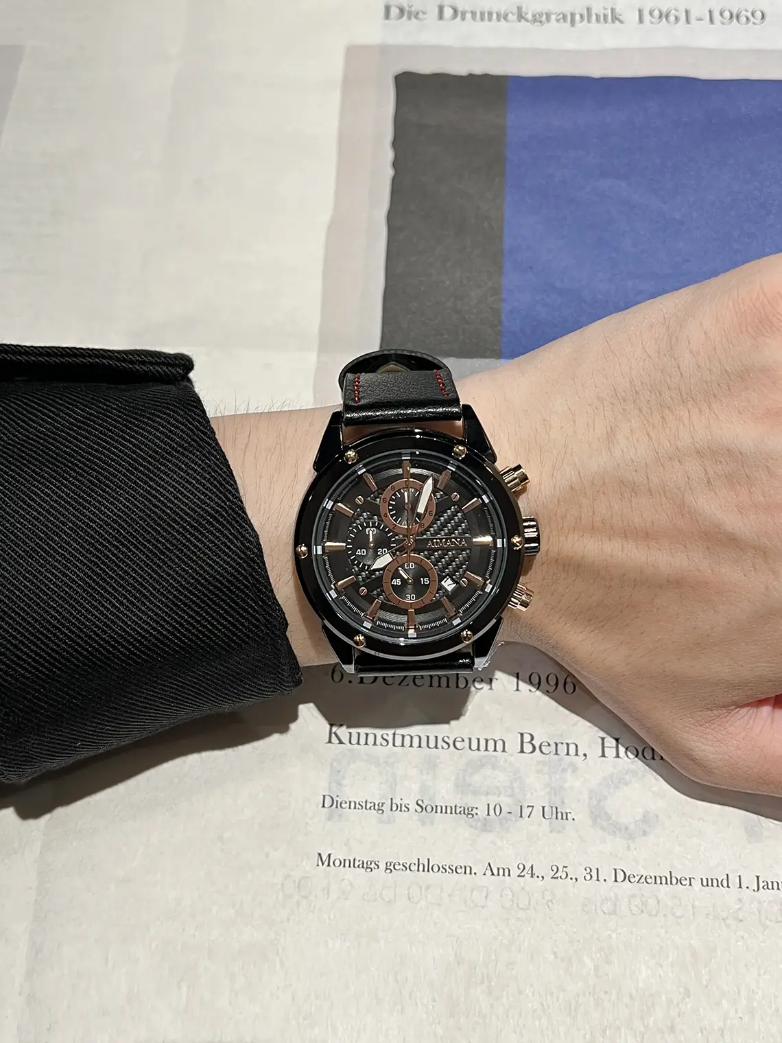 Men's Luminous Quartz Watch with Live Broadcast Display — feature 3