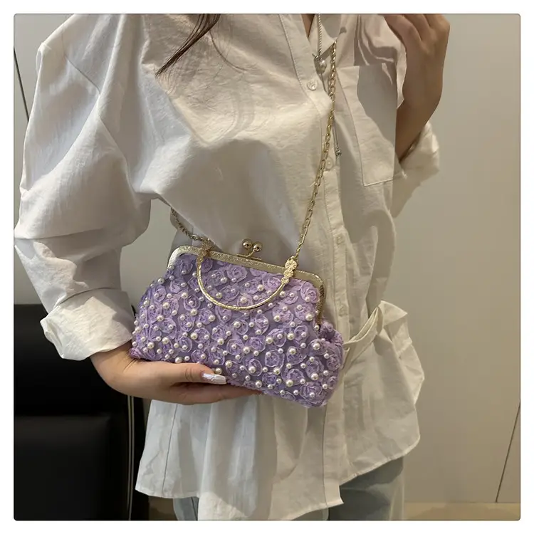 Retro Pearl Handheld Bag with Flower Beading & Chain — feature 16