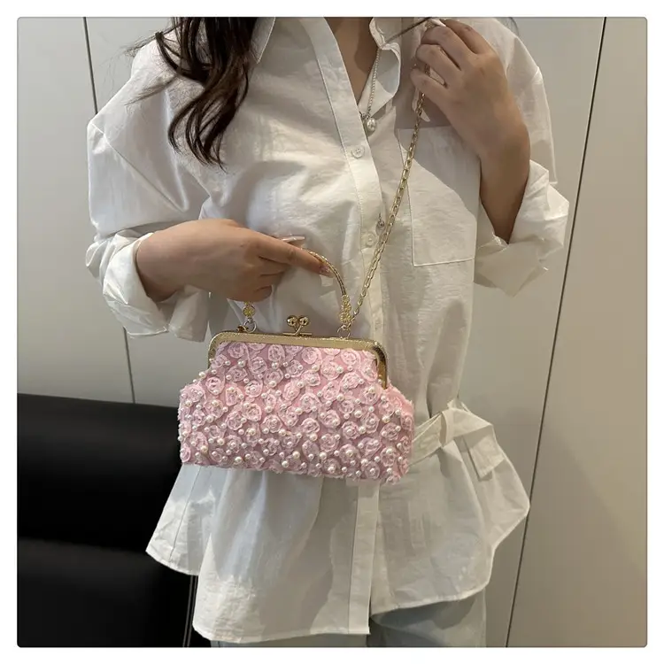 Retro Pearl Handheld Bag with Flower Beading & Chain — feature 18