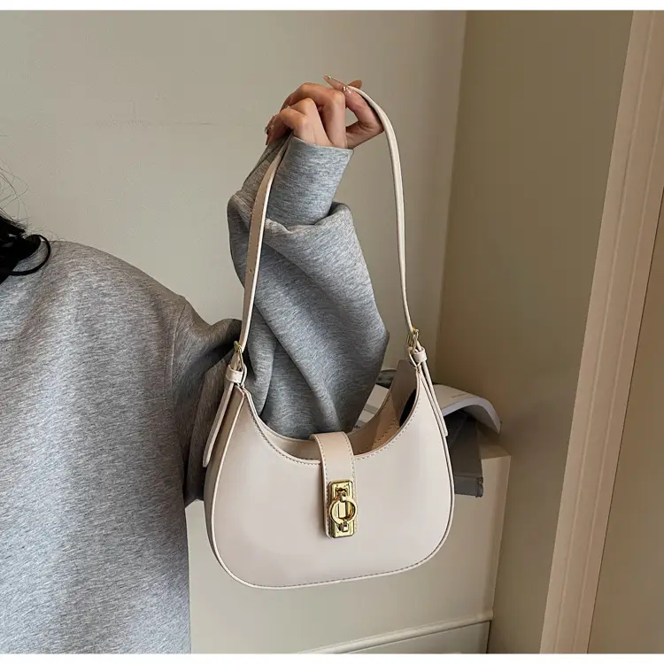 Red Saddle Bag Women 2025 New Arrival — feature 19
