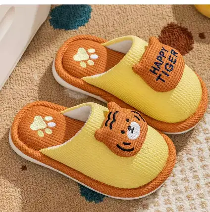 Baby Cotton Slippers Cute Children's Cotton Slippers 1-3 Years Old Winter Warm Shoes Non-Slip Lightweight Cartoon Girls' Slippers Wholesale