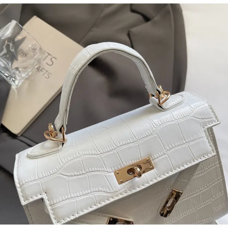 Stylish White Crossbody Bag Set for Women — feature 19