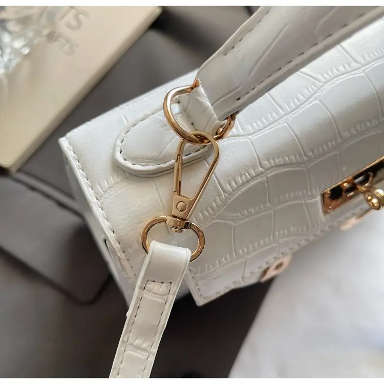Stylish White Crossbody Bag Set for Women — feature 20