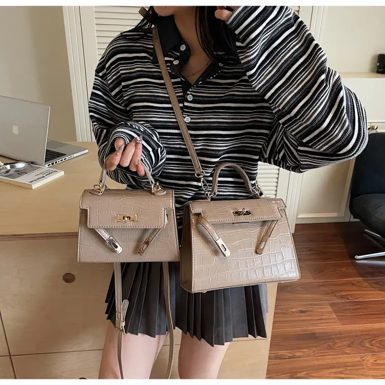 Stylish White Crossbody Bag Set for Women — feature 26