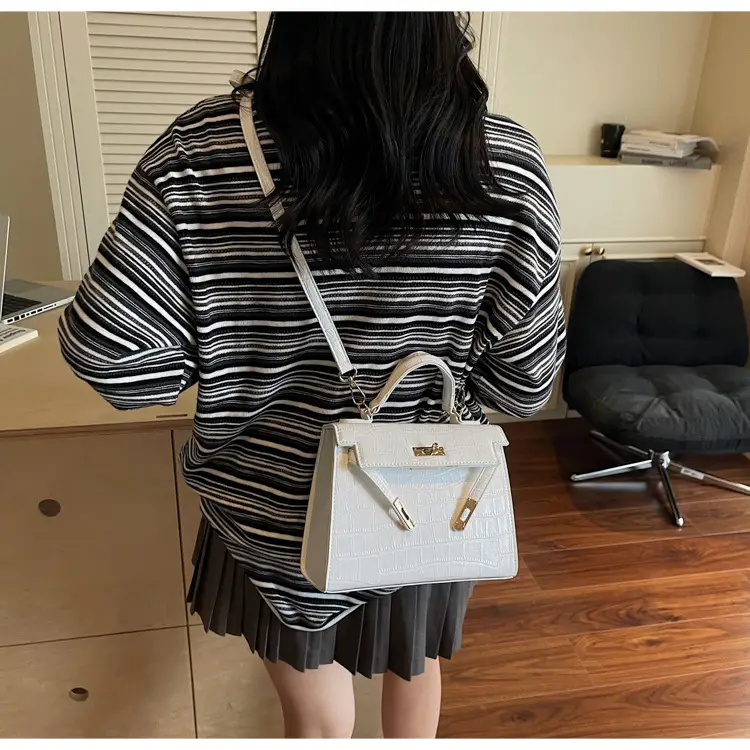 Stylish White Crossbody Bag Set for Women — feature 29