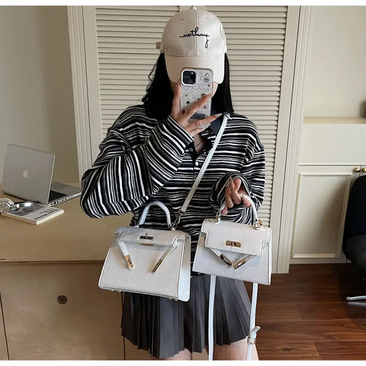 Stylish White Crossbody Bag Set for Women — feature 30