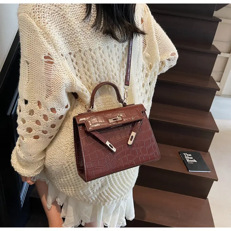 Stylish White Crossbody Bag Set for Women — feature 33