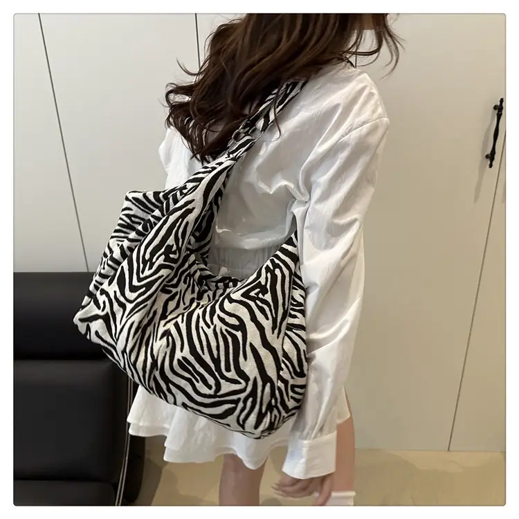 Women Zebra Print Crossbody Bag 2025 New Fashion — feature 19
