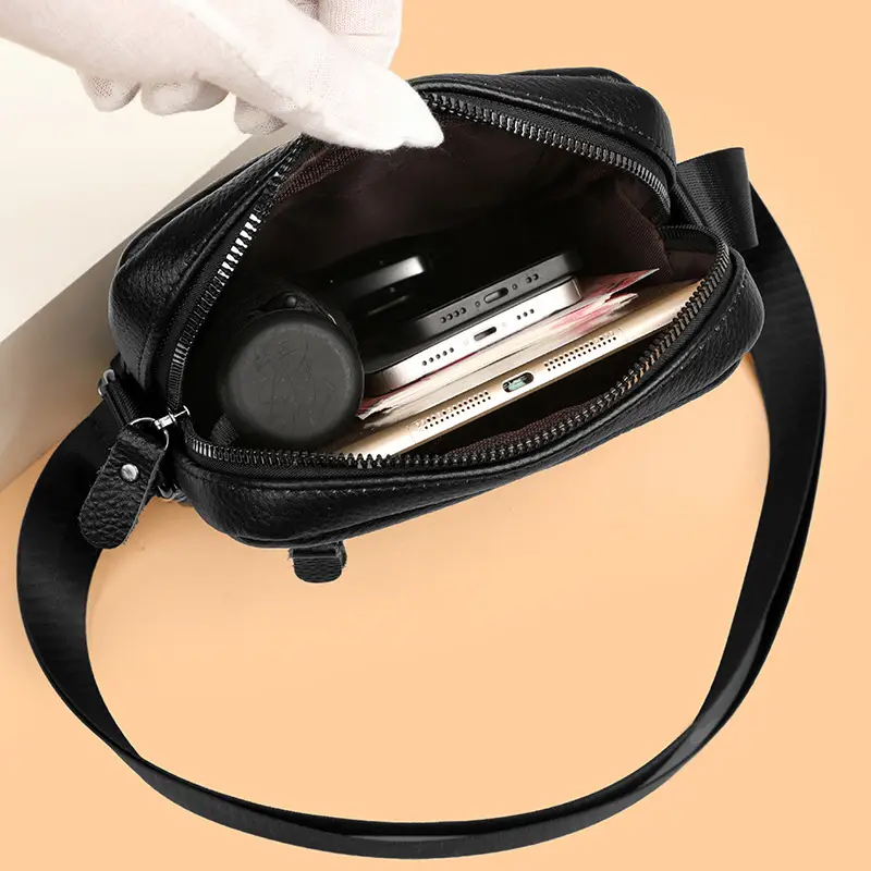 Korean Style Black Crossbody Bag for Men - Image 4