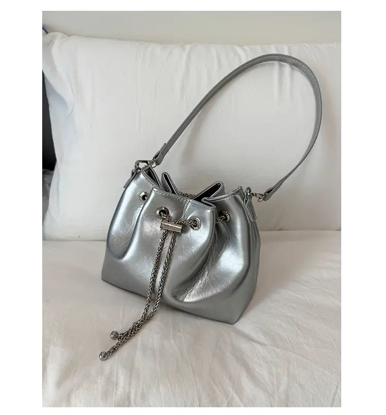 Red Chain Bucket Bag for Women