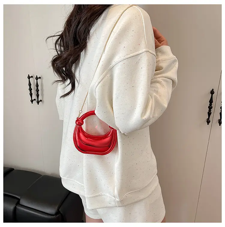 Laser Dumpling Bag Silver Chain Shoulder Crossbody — feature 23