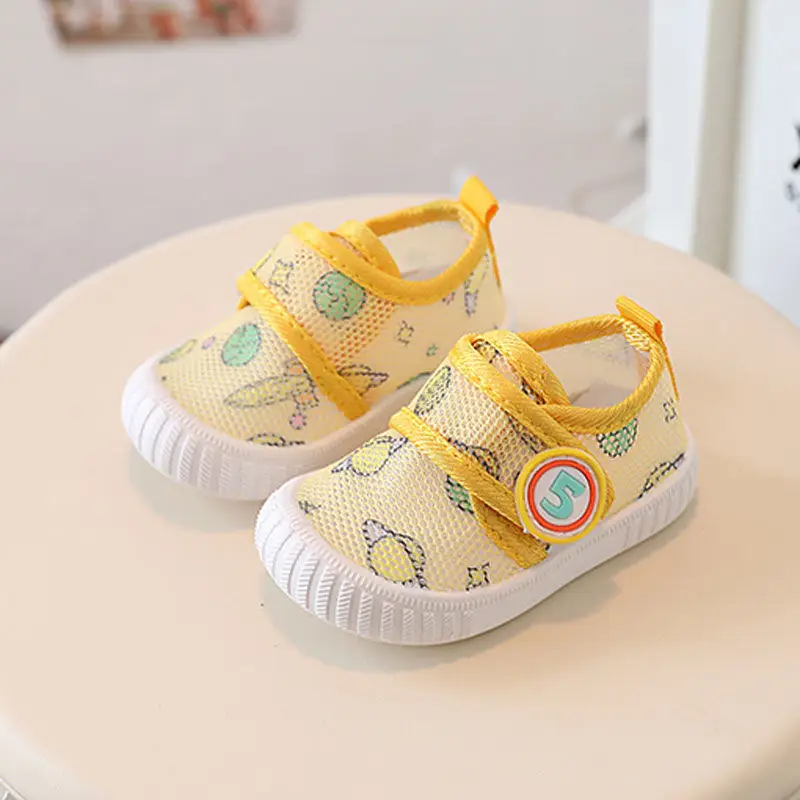 2022 Baby Mesh Anti-Slip Shoes Yellow Cartoon 0-1-2Y