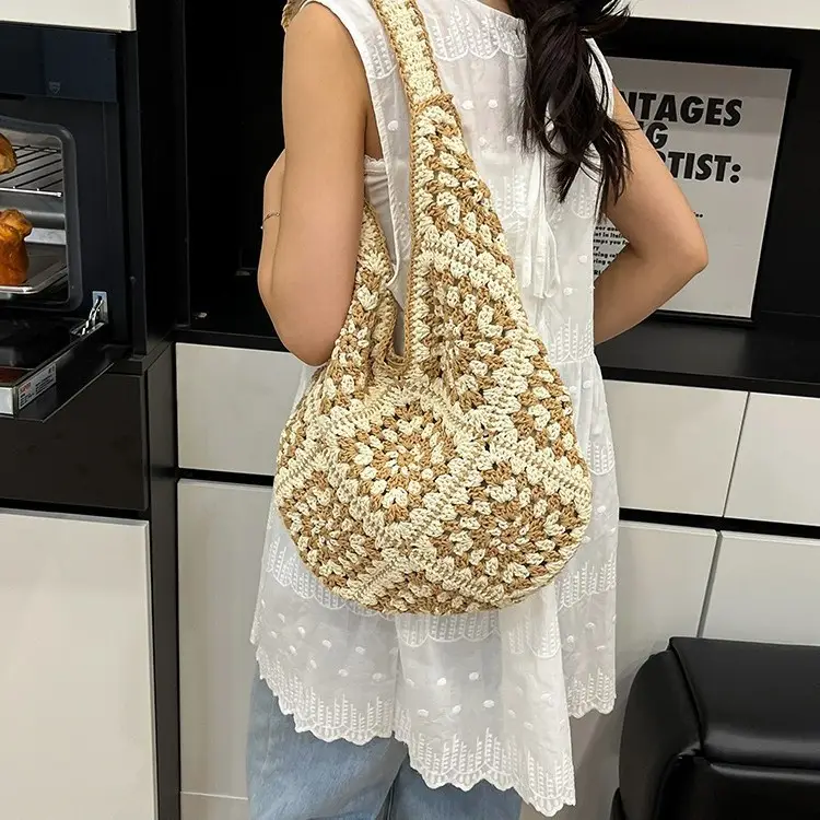 Black & White Handwoven Straw Crossbody Bag for Women - Image 4