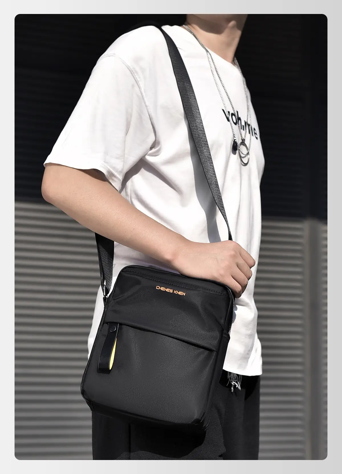 Men's Water-Repellent Crossbody Bag Large Capacity — feature 4