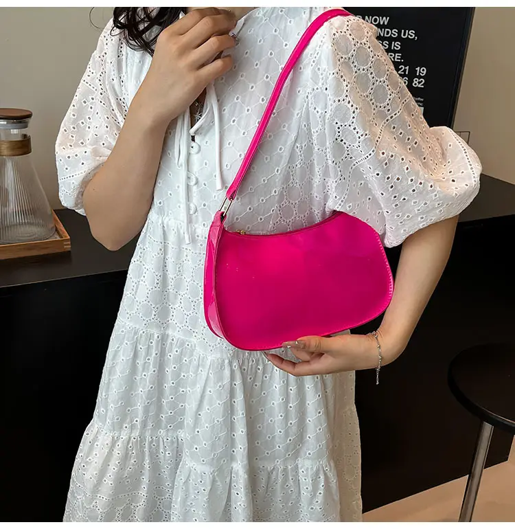 Retro Red Patent Leather Shoulder Bag 2025 — feature 16